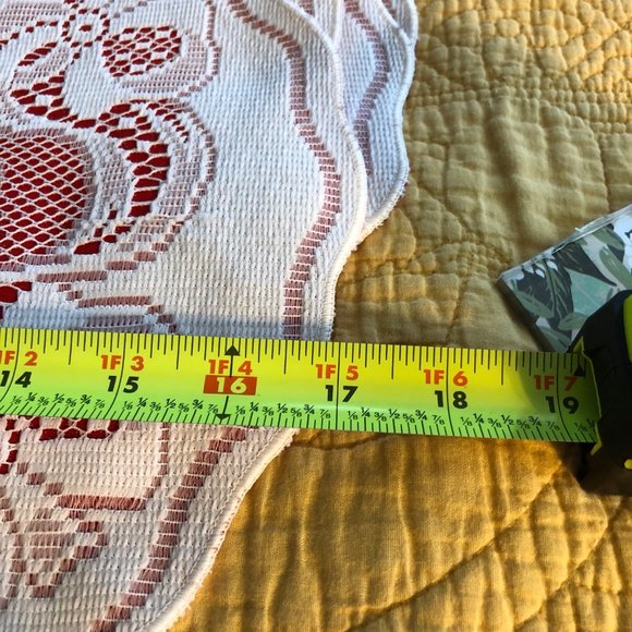 Lot 4 White Lace Plate Mats Double Sided Red Cotton One Side Table Place Mats - Picture 3 of 4